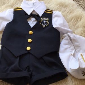 Infant captain set.